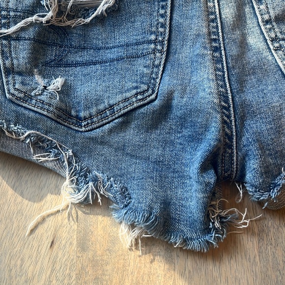 American eagle jean shorts - Picture 3 of 3